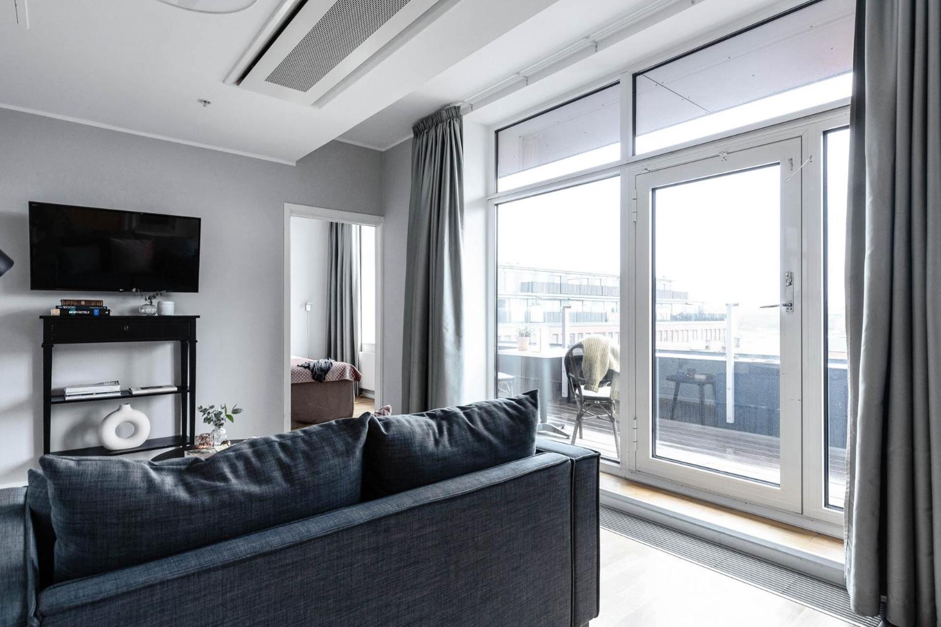 One-Bedroom Apartment Terrace,1216646917:JPEG