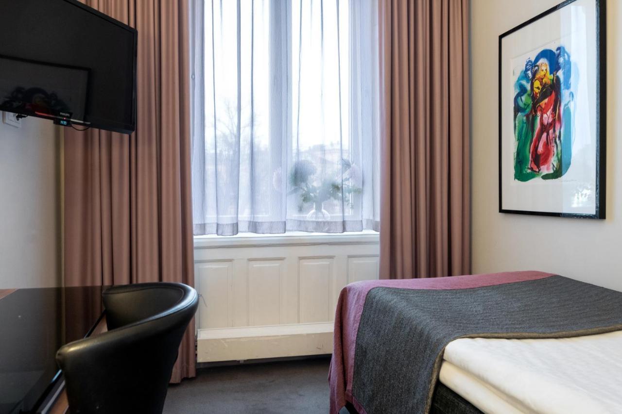 Standard Single Room,1264066627:JPEG